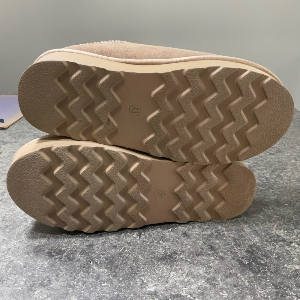 Source Unknown Beige Mules With Fur Lining - image 7